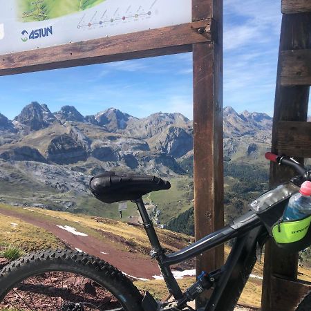 Apartamento Cameros Jaca Exteriör bild